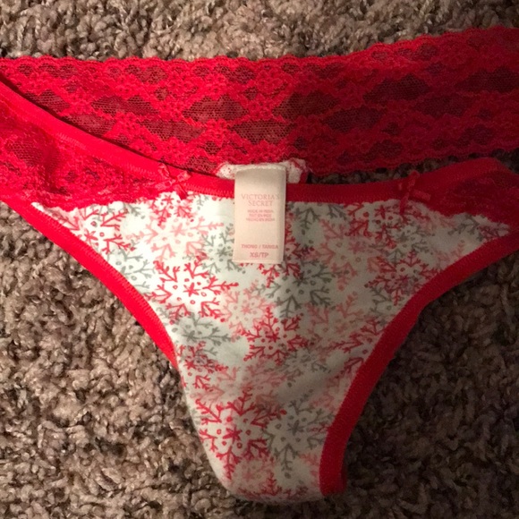 PINK Victoria’s Secret thongs - Picture 2 of 7